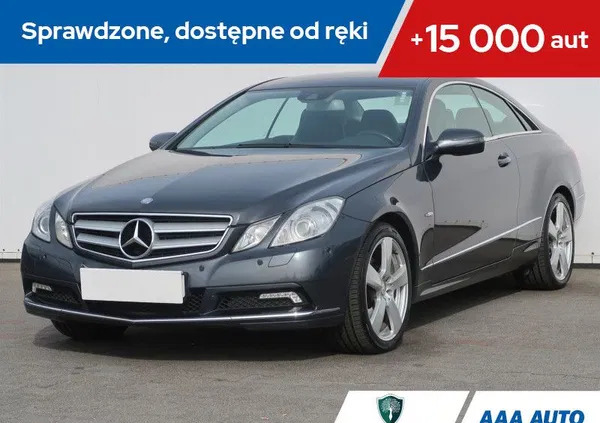 Mercedes-Benz Klasa E cena 56000 przebieg: 156348, rok produkcji 2010 z Cedynia małe 254